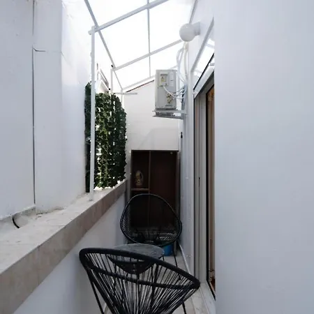 Metaxourgio 1st Floor Apartment Athens